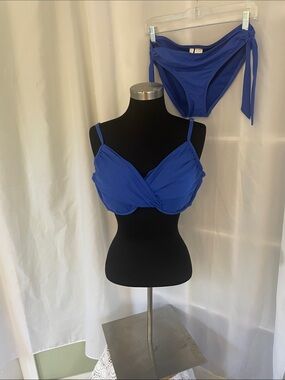 Anne Cole Signature Cobalt Blue 2 pc. Swim Suit 38DD Top and LG Bottoms